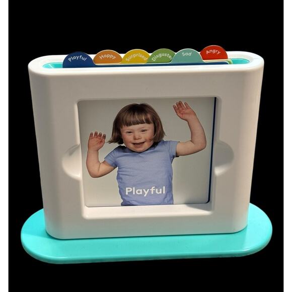 Lovevery Emotion Match Mirror & Card Set The Enthusiast Play Kit Complete Toy - Picture 2 of 15